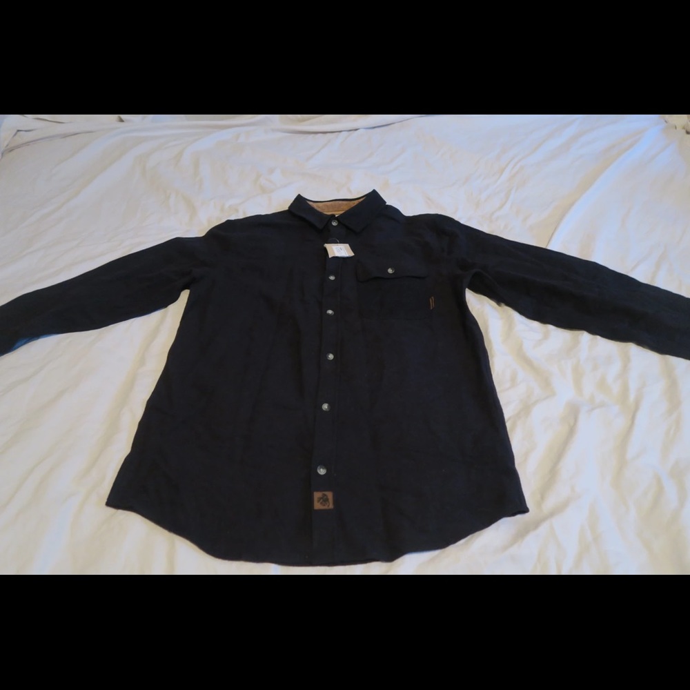 Men’s Solid Black Legendary Whitetails NWT Flannel